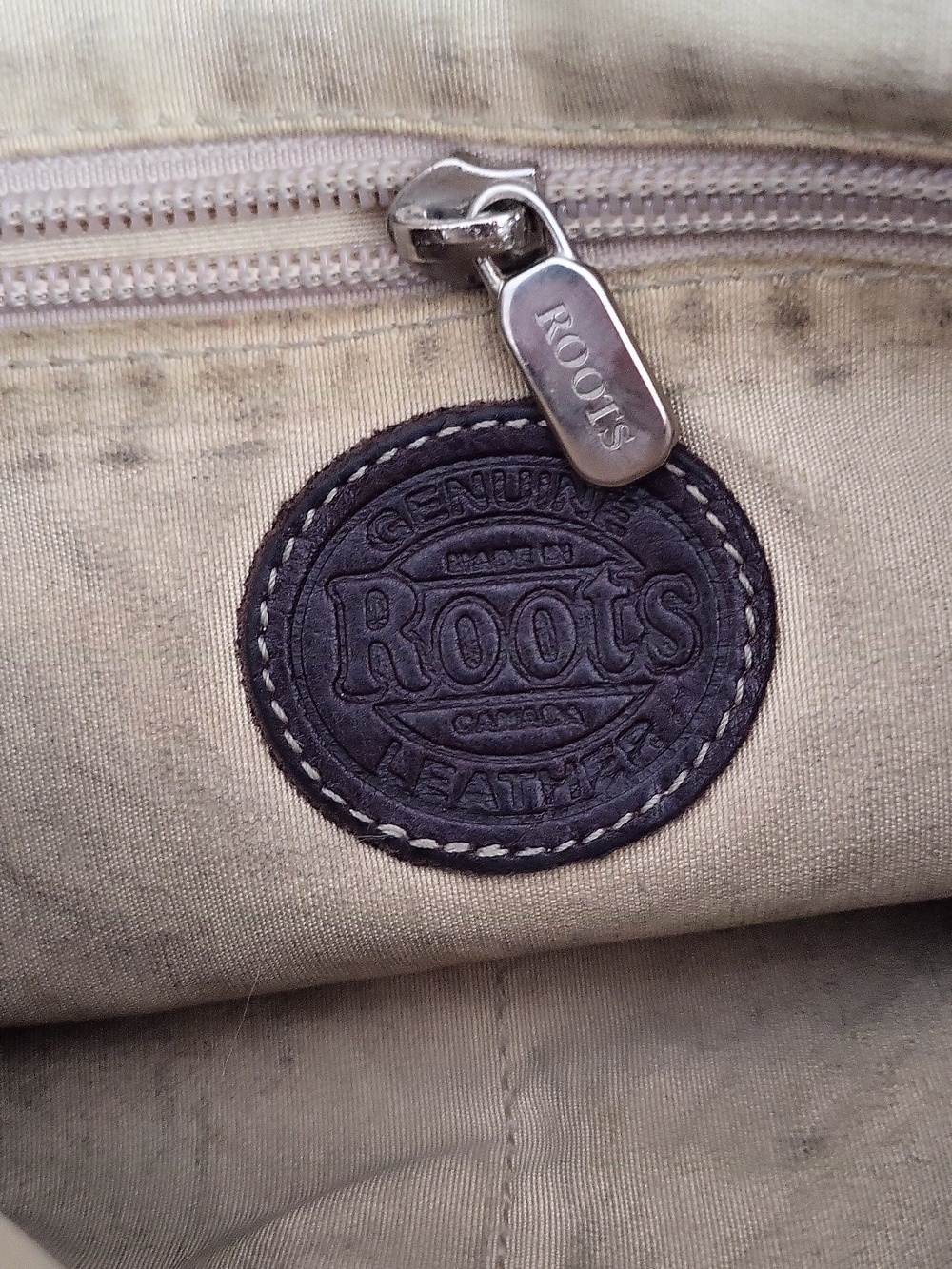 Vintage 90s/00s Roots "Venetian Village" Crossbody Bag - Made in Canada - Picture 12 of 12
